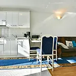 Nice And Fun Apartment Ranka